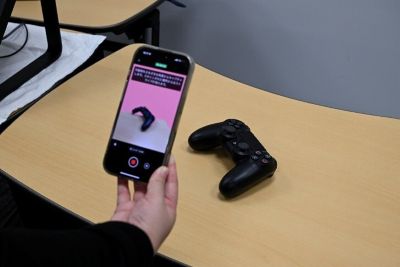 スマートフォンで撮影する写真